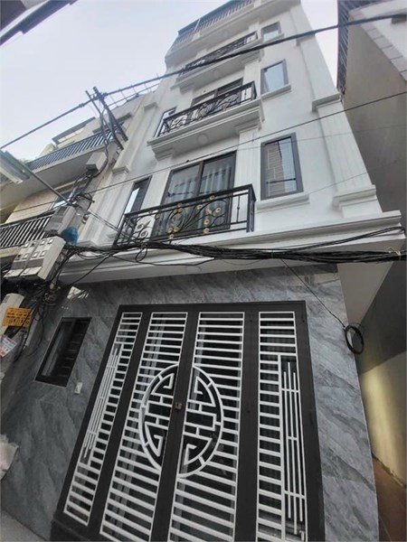 Bán Nhà Dân xây 40m2 5 tầng Phú Diễn quận Bắc Từ Liêm giá hơn 8 tỷ