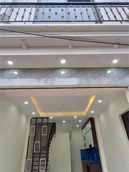 Bán nhà 60m2 xây dựng 32m2 xây 5 tầng 3 ngủ view hồ tại thượng cát TP Hà Nội giá hơn 4 tỷ 
